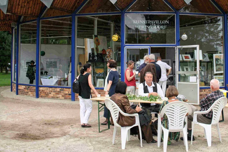 Ausstellung „Schall und Rauch“ im Heringsdorfer Kunstpavillon