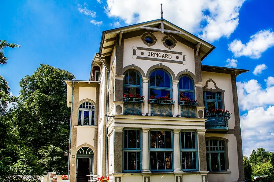 „Achterwasser“-Ausstellung in der Villa Irmgard