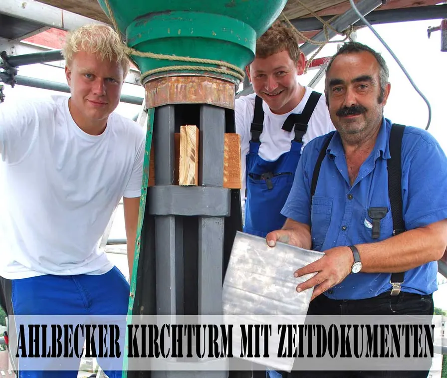 Ahlbecker Kirchturm mit Zeitdokumenten