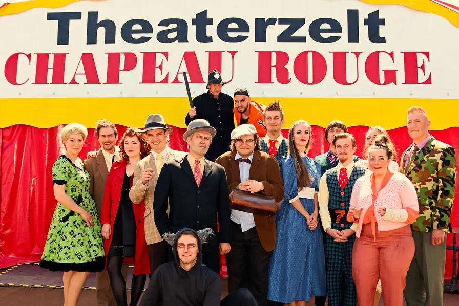 Theaterzelt Chapeau Rouge an der Heringsdorfer Promenade