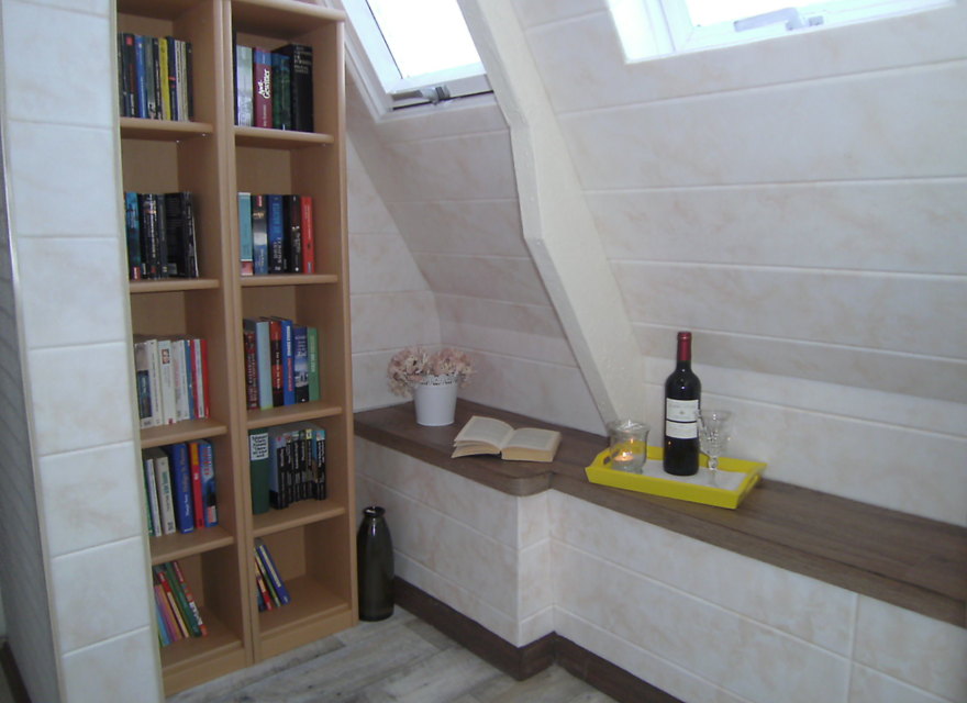 gr. FeWo    -"Lese - Ecke " -