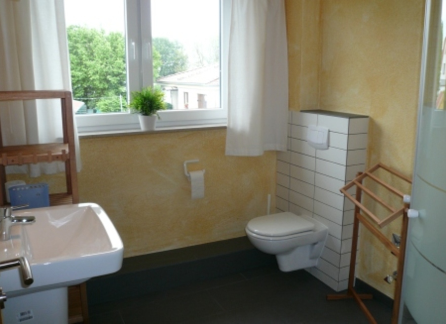 Badezimmer mit Fußbodenhzg