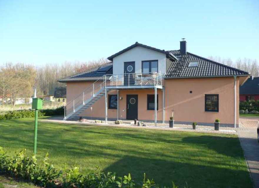 Hausansicht im Mai 2011