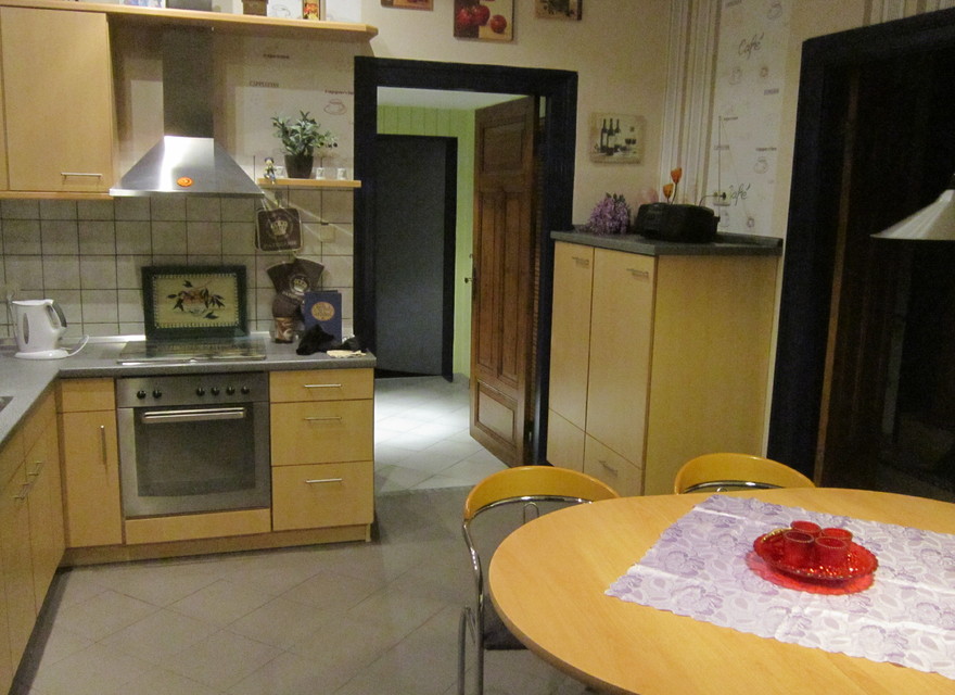 mit gemütlicher Sitzecke...