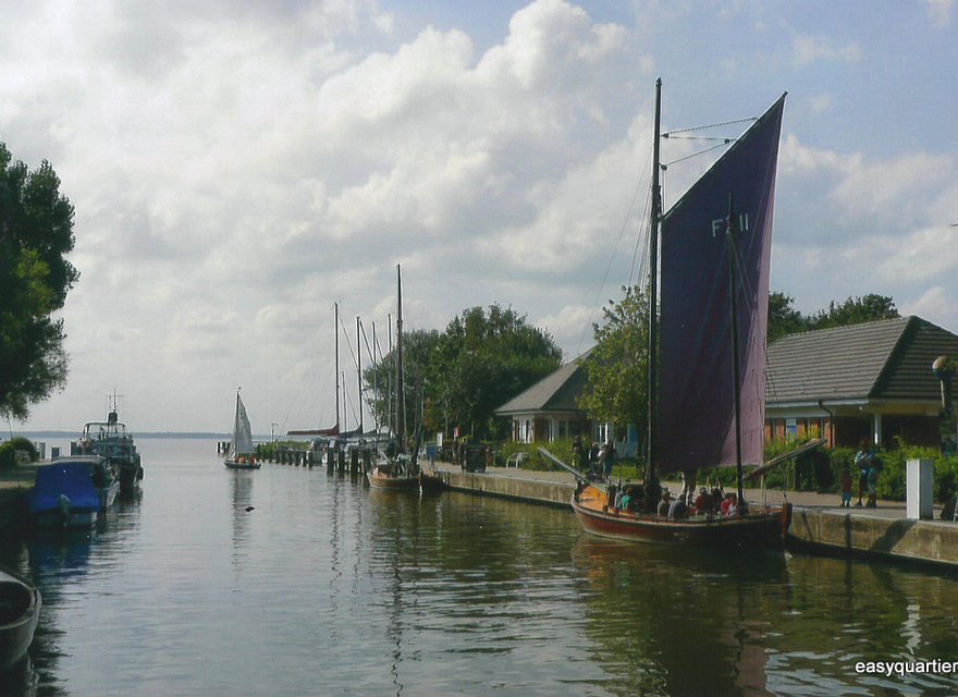 Boddenhafen in Wustrow