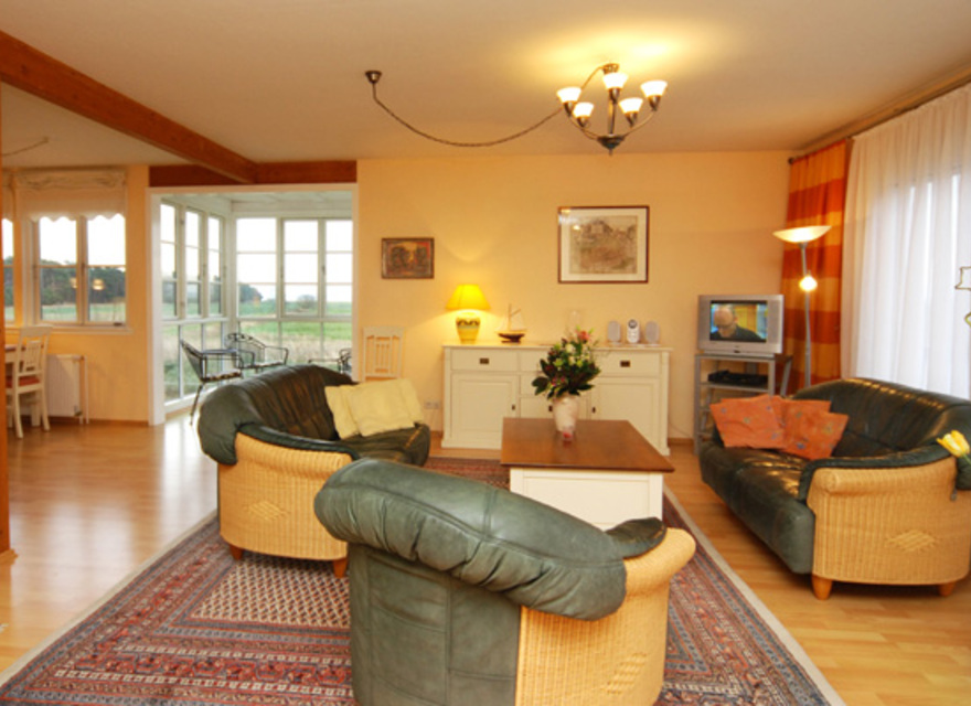 Wohnbereich mit Wintergarten