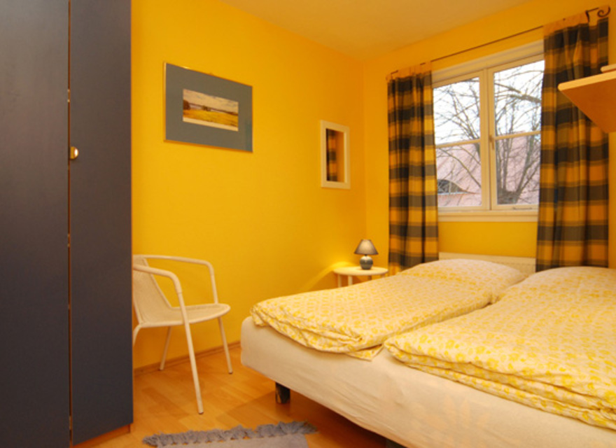 Schlafzimmer 2