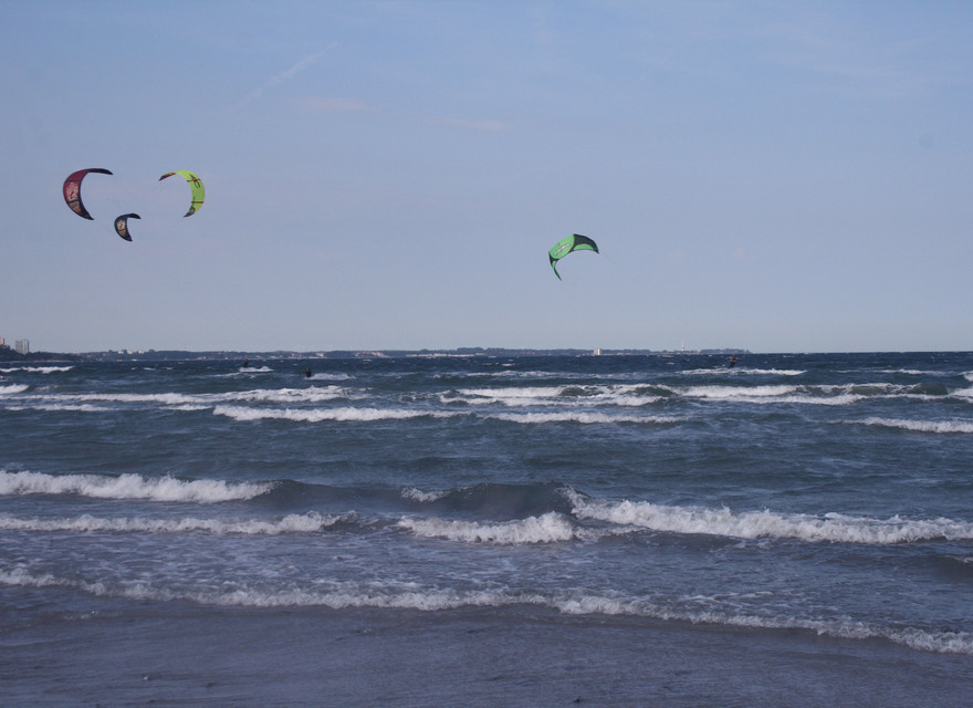 Kitesurfer