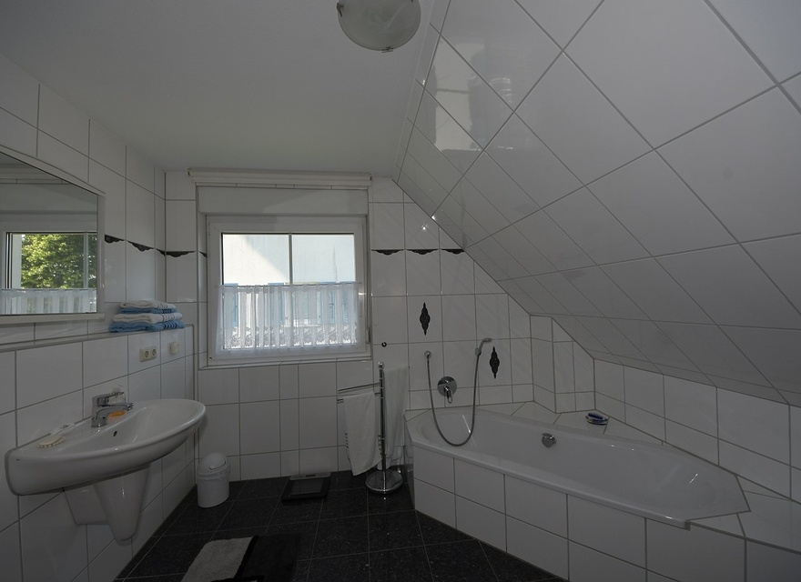 Das Bad: die Wanne