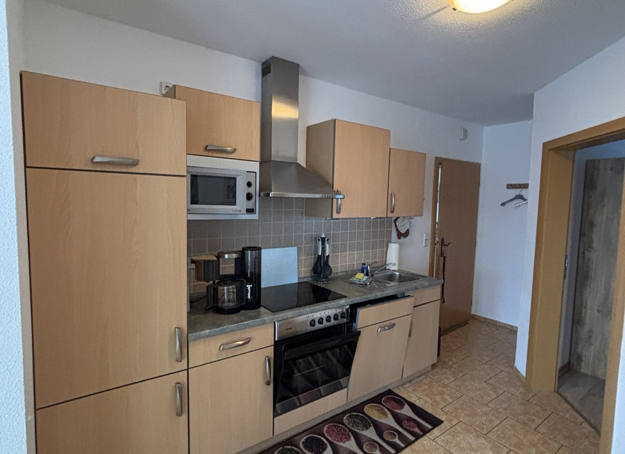 gut ausgestattete EBK