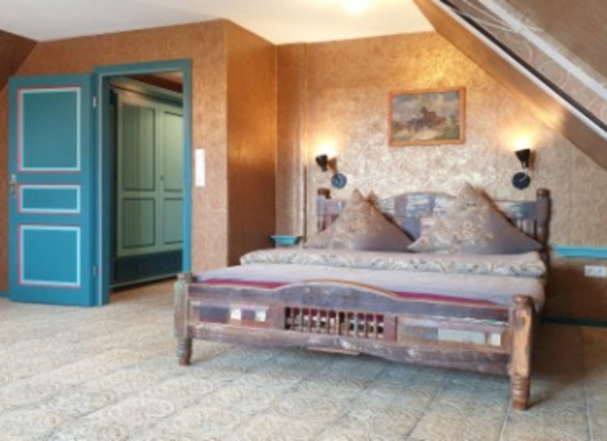Schlafzimmer 2 DG