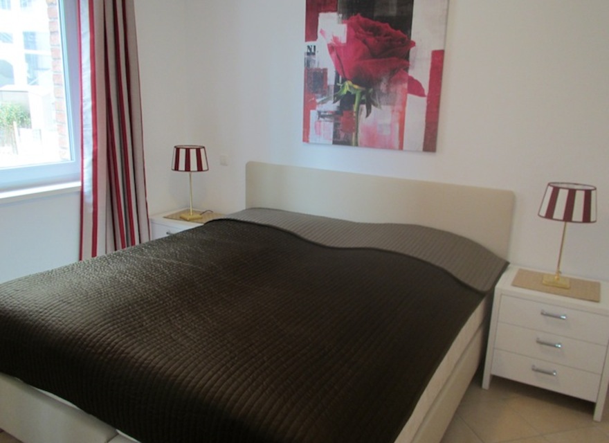 Schlafzimmer mit Boxspringbett