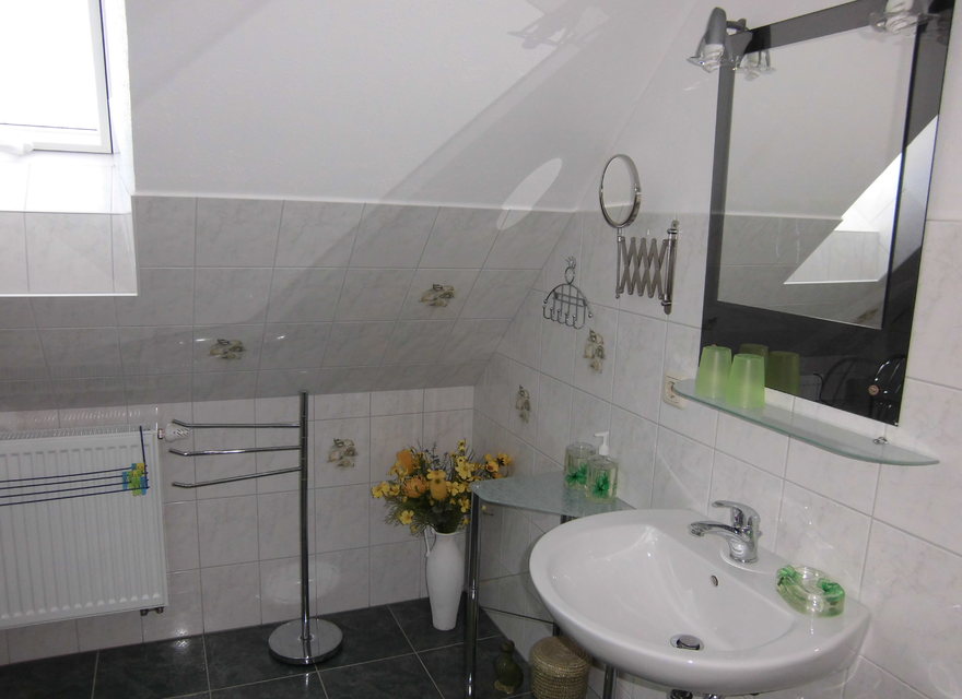 FeWo II   - Bad/Dusche -