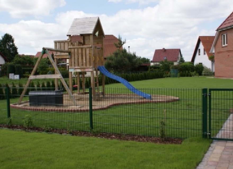 hauseigener Spielplatz