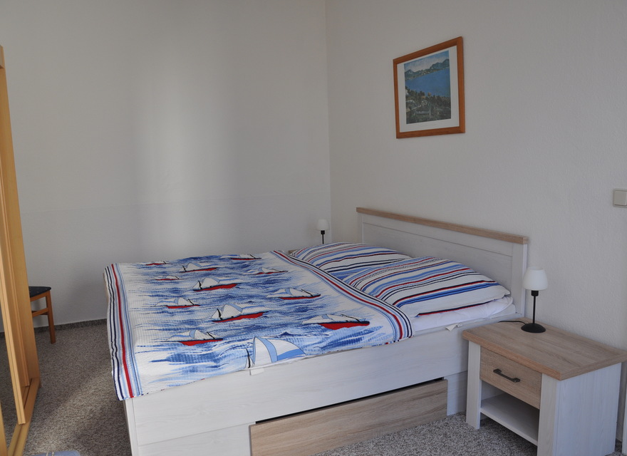 Schlafzimmer - Doppelbett