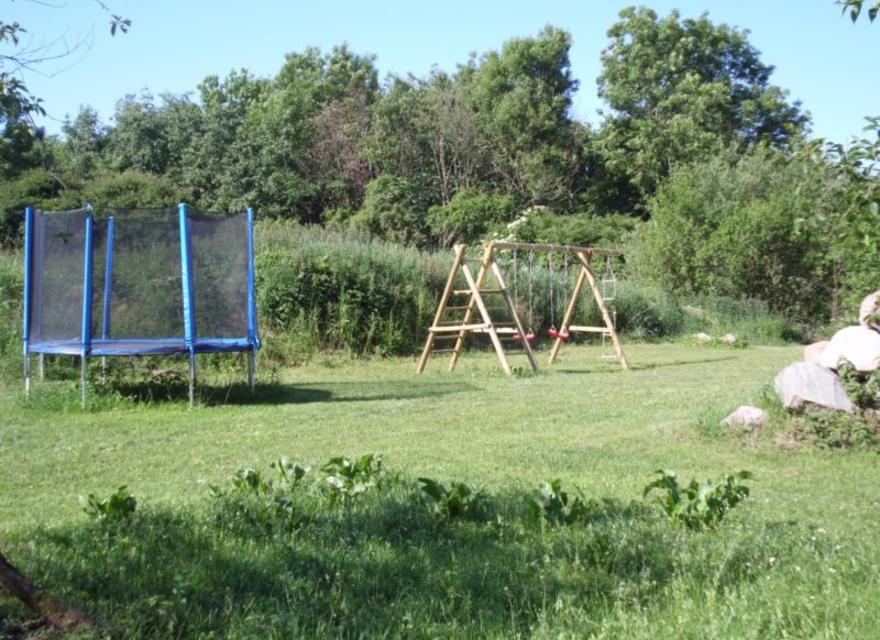 Spielbereich nahe Grillstelle