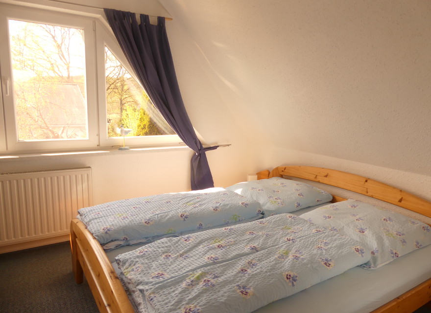 Schlafzimmer 1 im OG