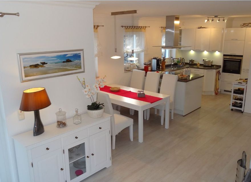 Wohnzimmer und Essbereich