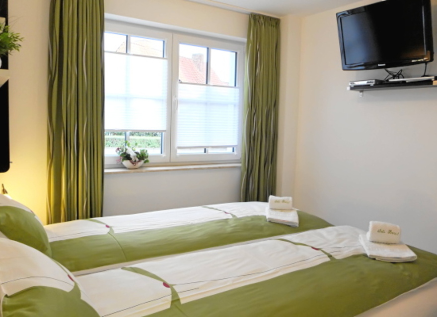 Schlafzimmer 2