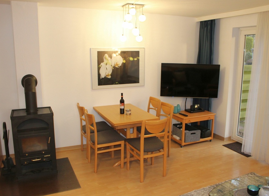 Essbereich mit Kamin