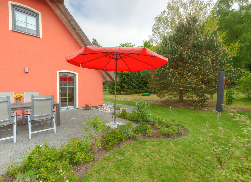 Terrasse und Garten