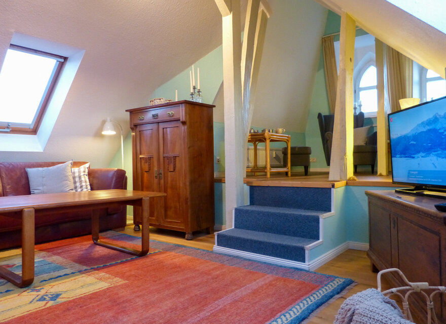 Wohnzimmer mit Turmzimmer