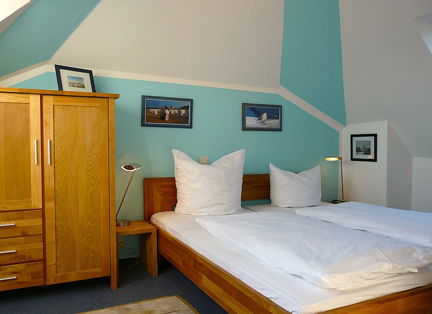 Schlafzimmer 1 mit Doppelbett