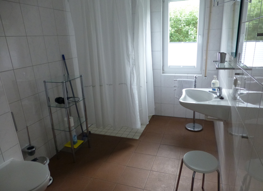 Duschbad im Erdgeschoss