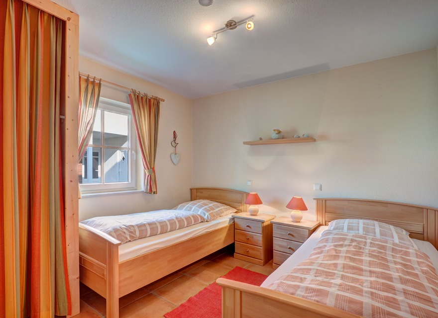 Schlafzimmer - EG