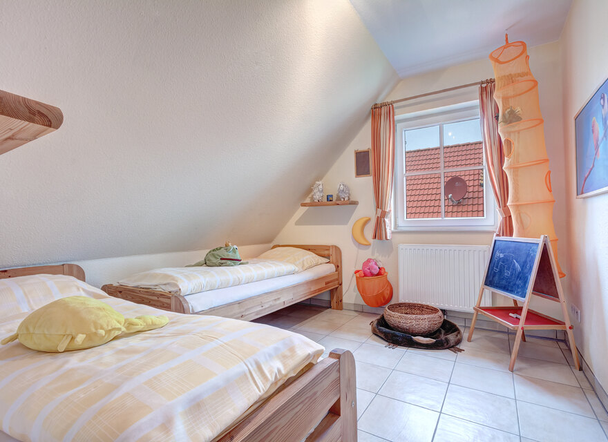 Schlafzimmer 2
