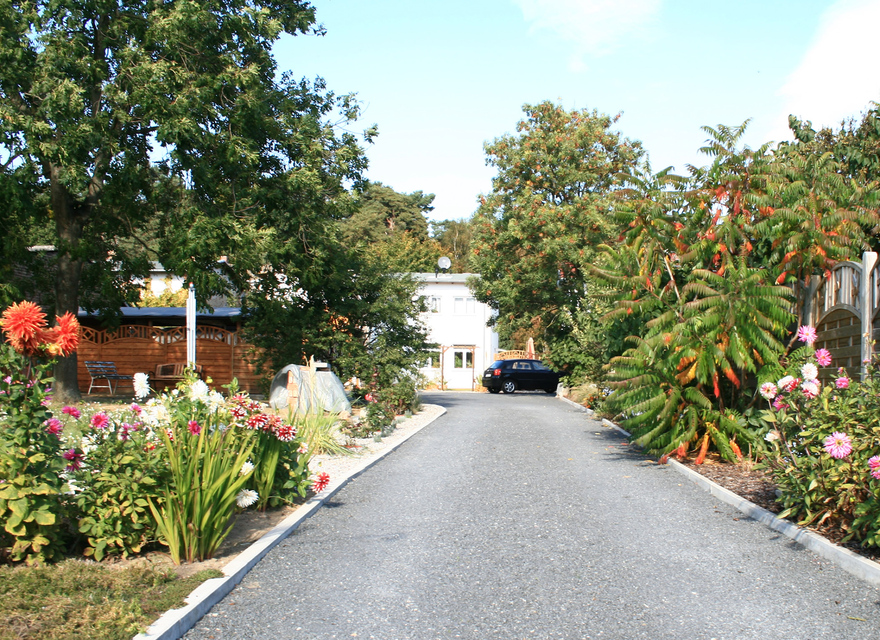 Zufahrt zum Grundstück