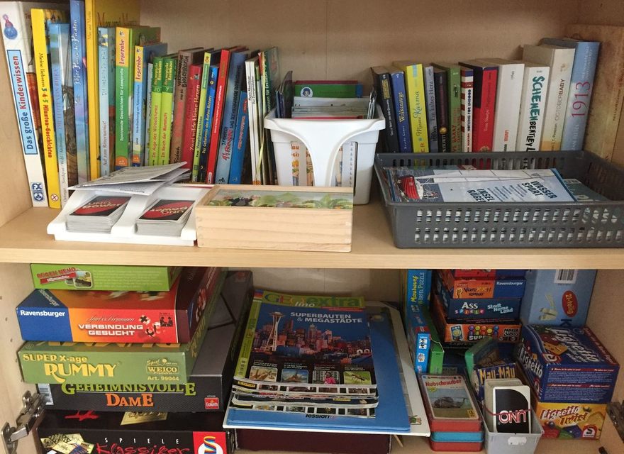 Spiele und Bücher...