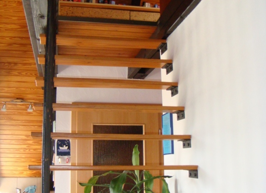 Stiege in der Fewo zur Galerie