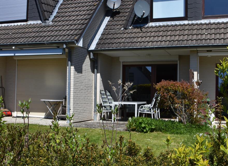 Terrasse mit Garten