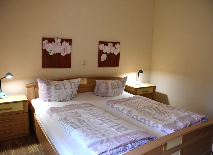 Schlafzimmer 2 mit Doppelbett
