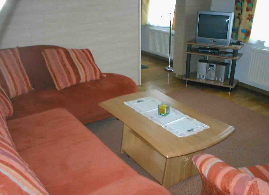 Wohnzimmer mit Schlafcouch