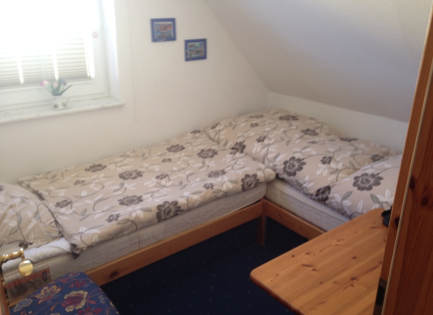Schlafzimmer 2