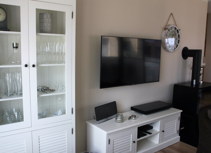 55"TV, Bluray-Player,....