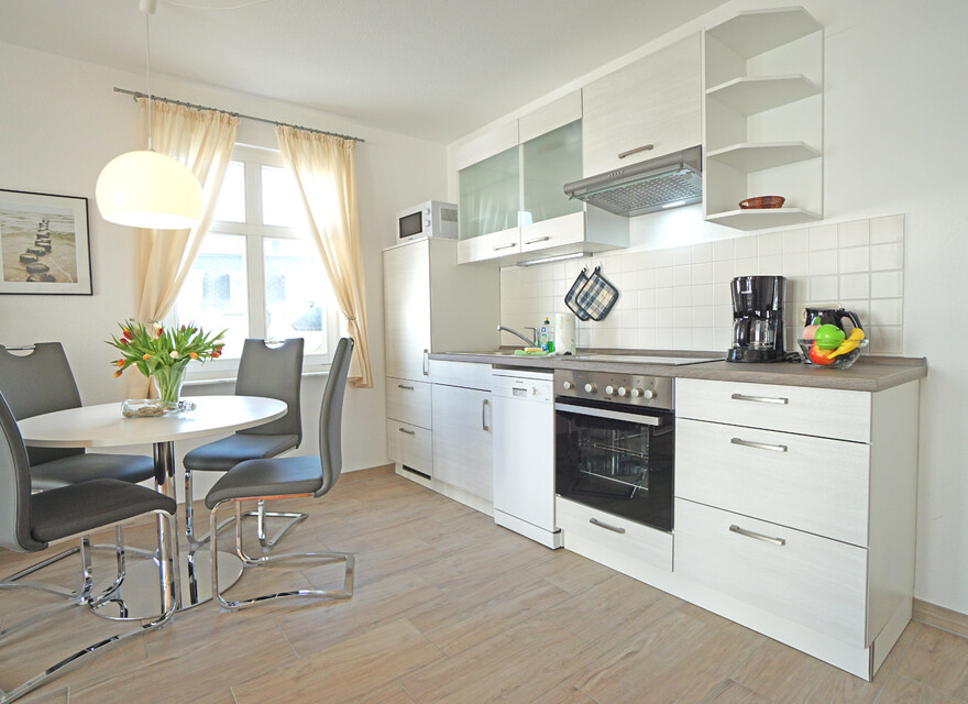 vollausgestattete Küchenzeile