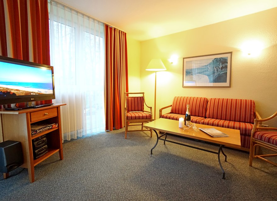 Wohnzimmer mit Schlafcouch (16