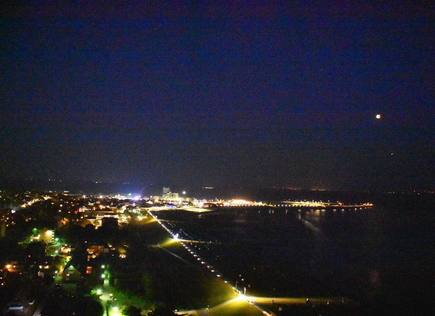 Büsum bei Nacht