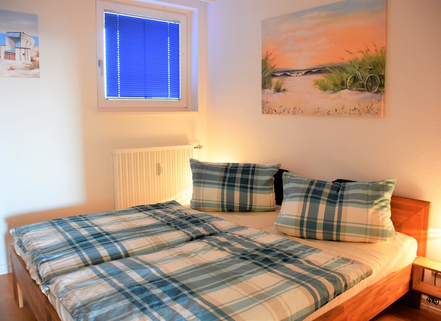 Schzlafzimmer mit Doppelbett