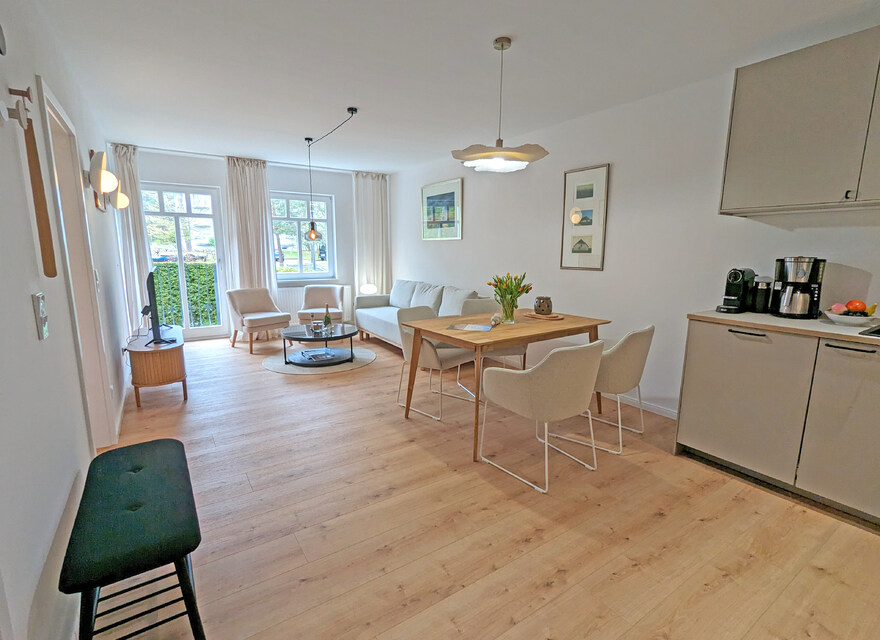 Esstisch im Wohnzimmer