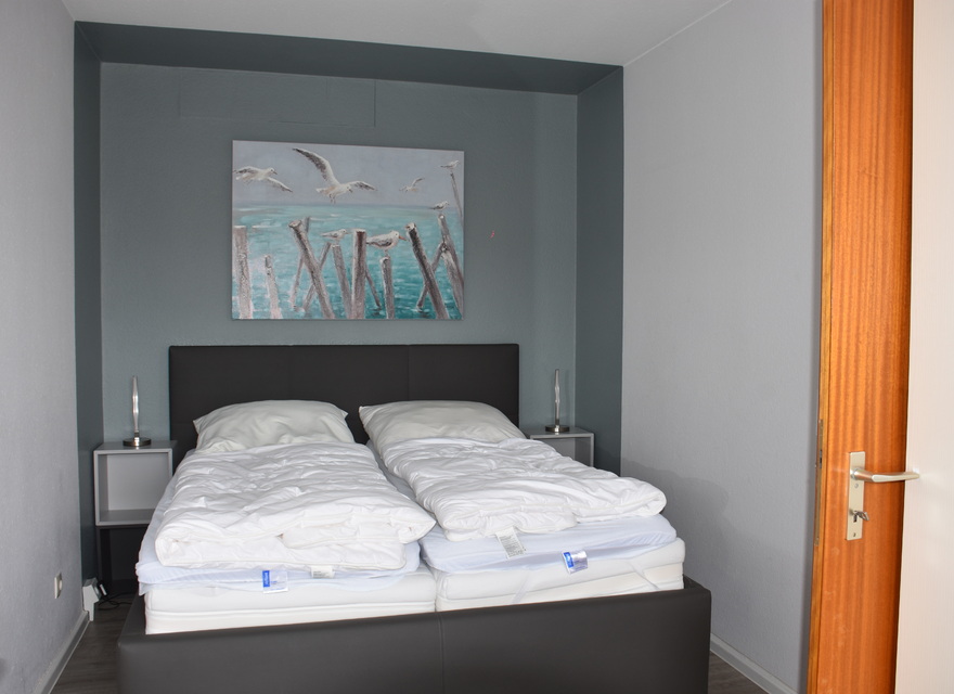 Schlafzimmer mit Doppelbett