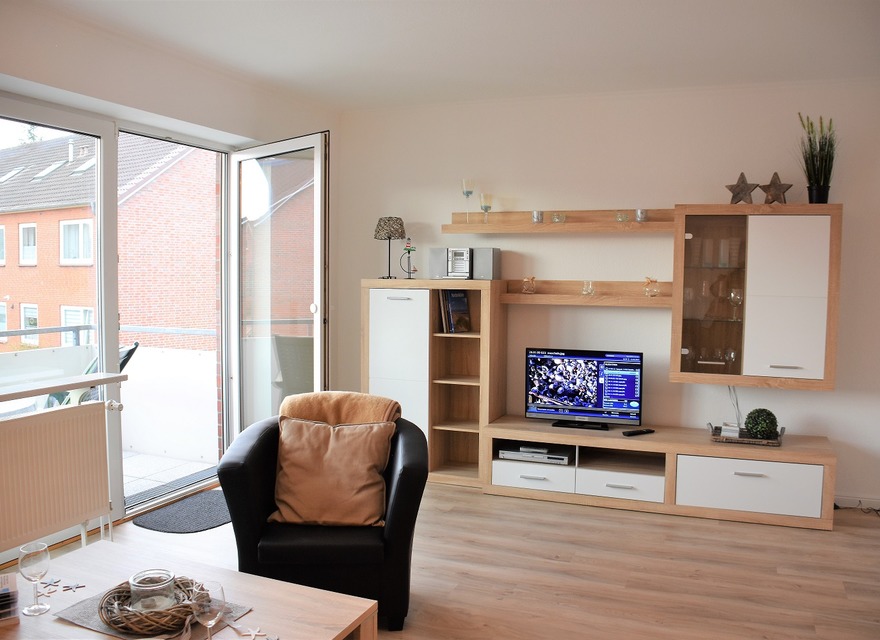 Wohnzimmer mit Flachbild-TV