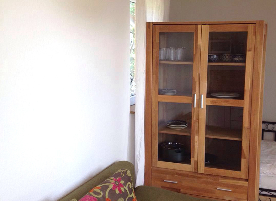 Schlafcouch mit Schrank