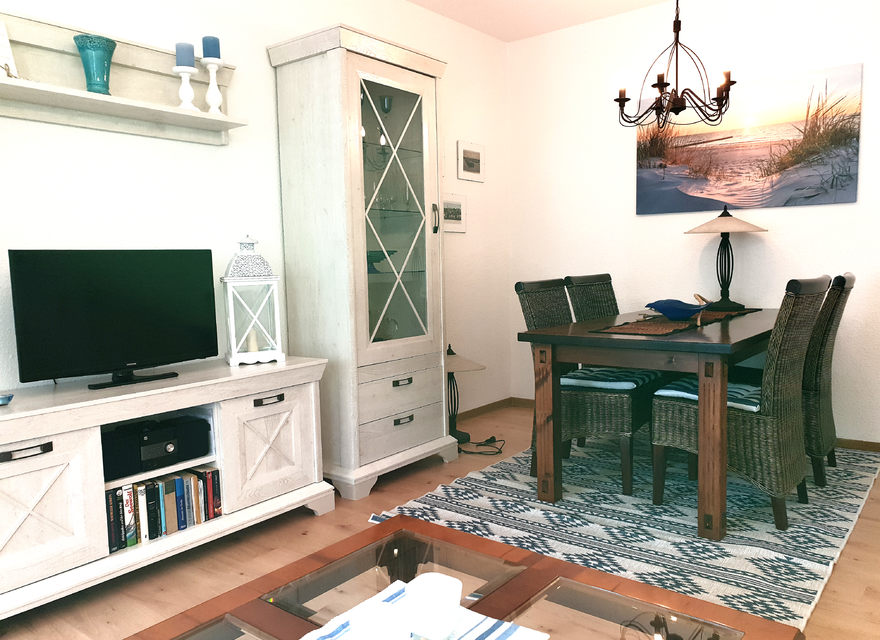 Esstisch im Wohnzimmer