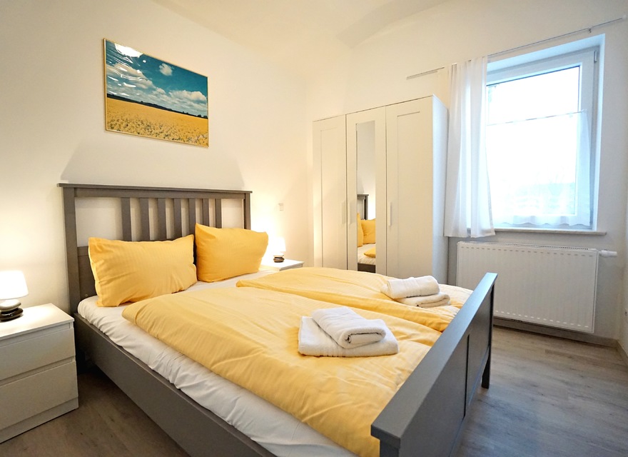 kleines Schlafzimmer mit Doppe