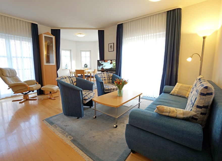 Wohnzimmer mit Schlafcouch