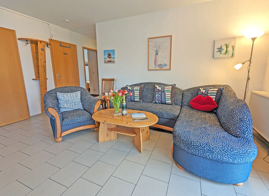 Wohnzimmer mit Couch